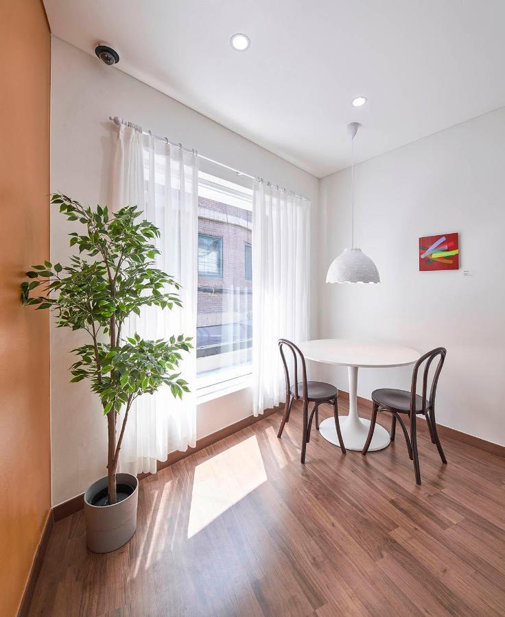 Futon Guesthouse Seoul Bagian luar foto